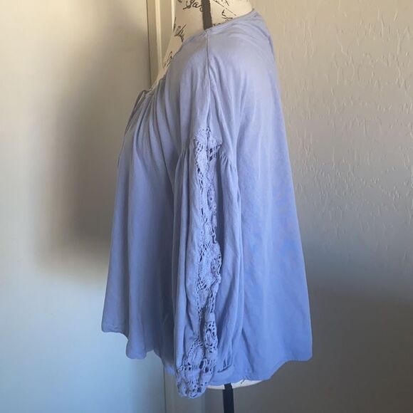 Urban Outfitters Boho Blue Belle Peasant Crochet Sleeve Top Contemporary Casual - Picture 6 of 14